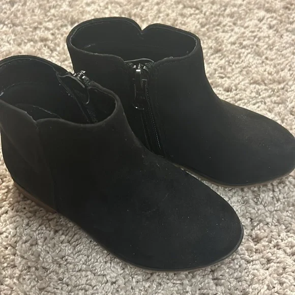 2 pair bundle kids booties - Picture 4 of 5